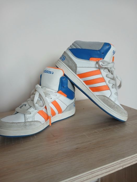 Vând adidas mărimea 31