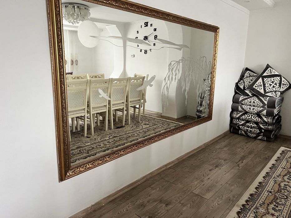 Продам зеркало 260*150