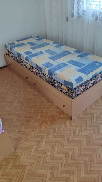 2 броя легна  размер 190/85