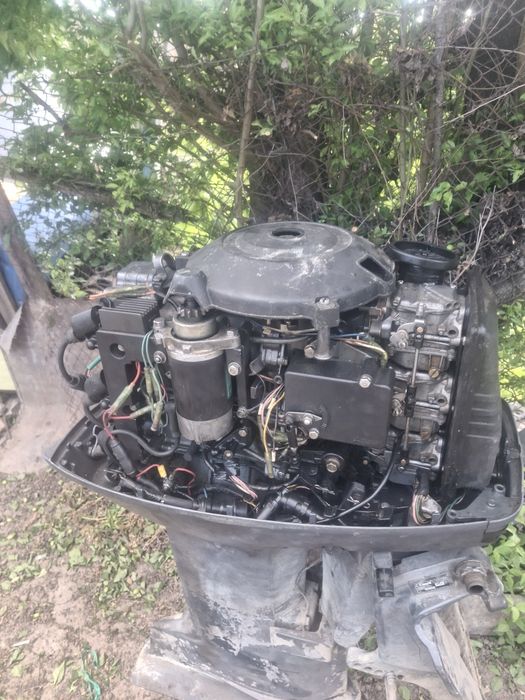 Motor yamaha 25 cp pentru piese sau reparat cine se pricepe
