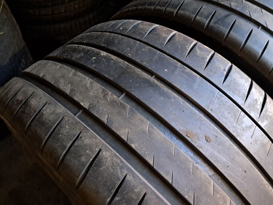 Anvelope second vara 325 35 R22 Michelin 2022