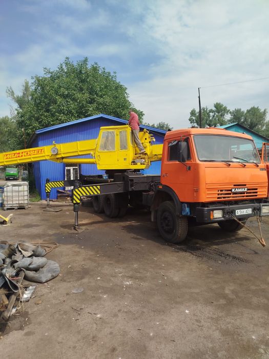 Продам автокран Ивановец 25т