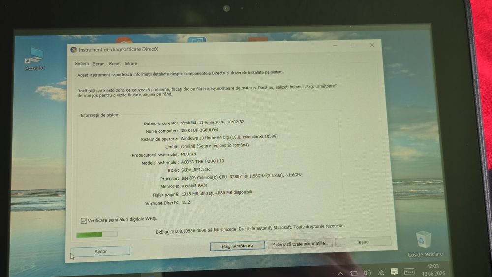 Laptop Medion  Akoya cu încărcător