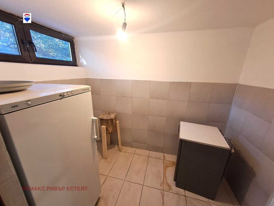 Дава се под наем Заведение в Русе, Промишлена зона - Запад - 160 кв.м за 499.8 € - Снимка #5