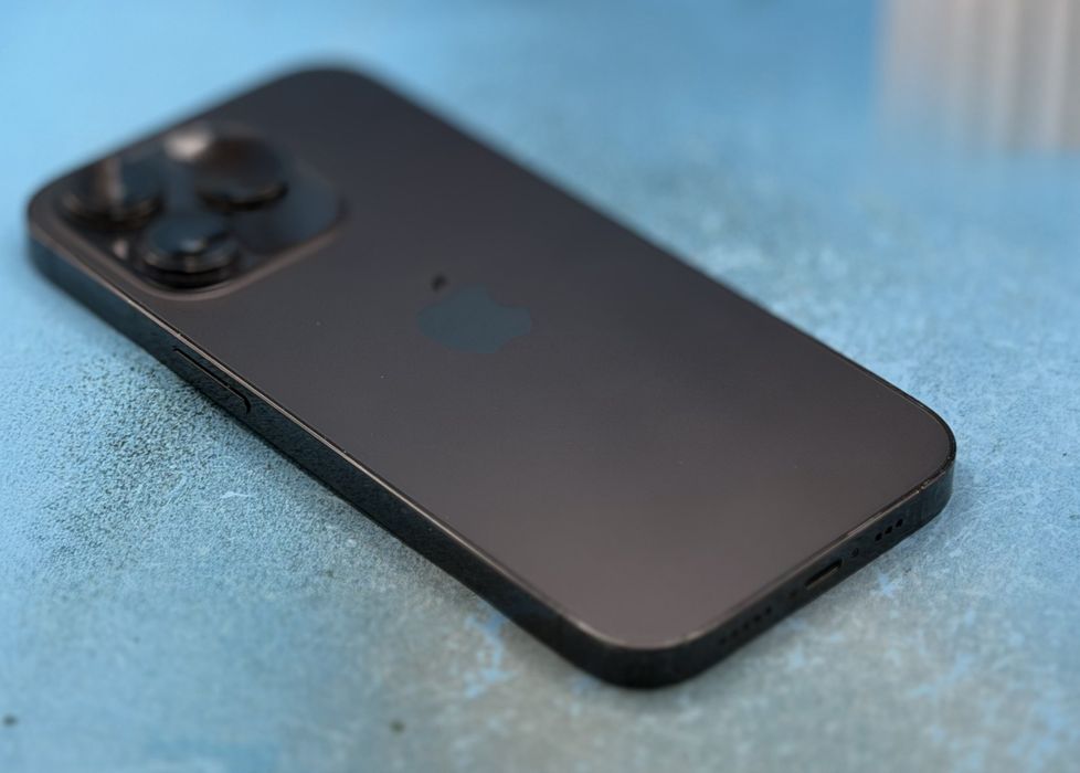 Apple iPhone 14 Pro, 128GB, 6GB RAM, 5G, Space Black