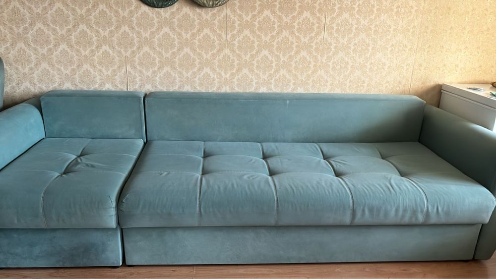 Продается 3м диван