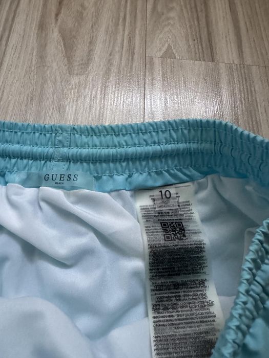 Плувни шорти Guess за момче
