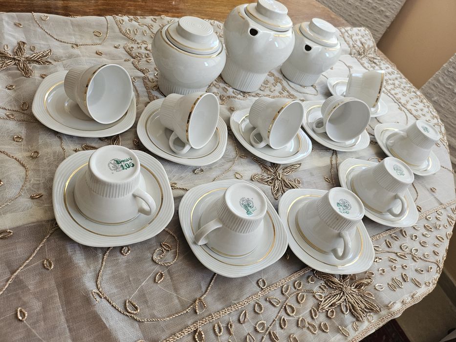 Сервиз за кафе от костен порцелан