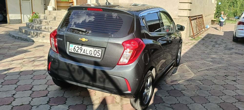 Продам машину Chevrolet spark
