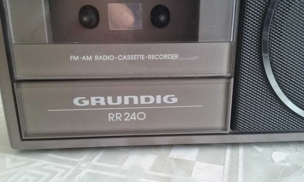 radiocasetofon colectie Grundig