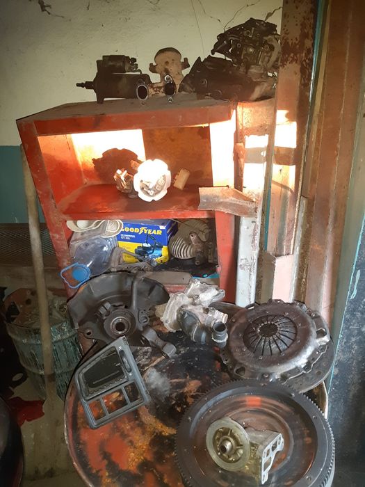 Продаю запчасти на пассат б3