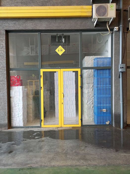 Эркин савдо мажмуаси 25 кв дукон сотилади Ипотека хам сотамиз