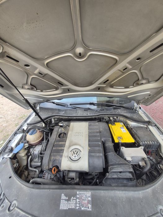 Срочно продаётся иномарка Фольксваген Пассат б6 2006 года