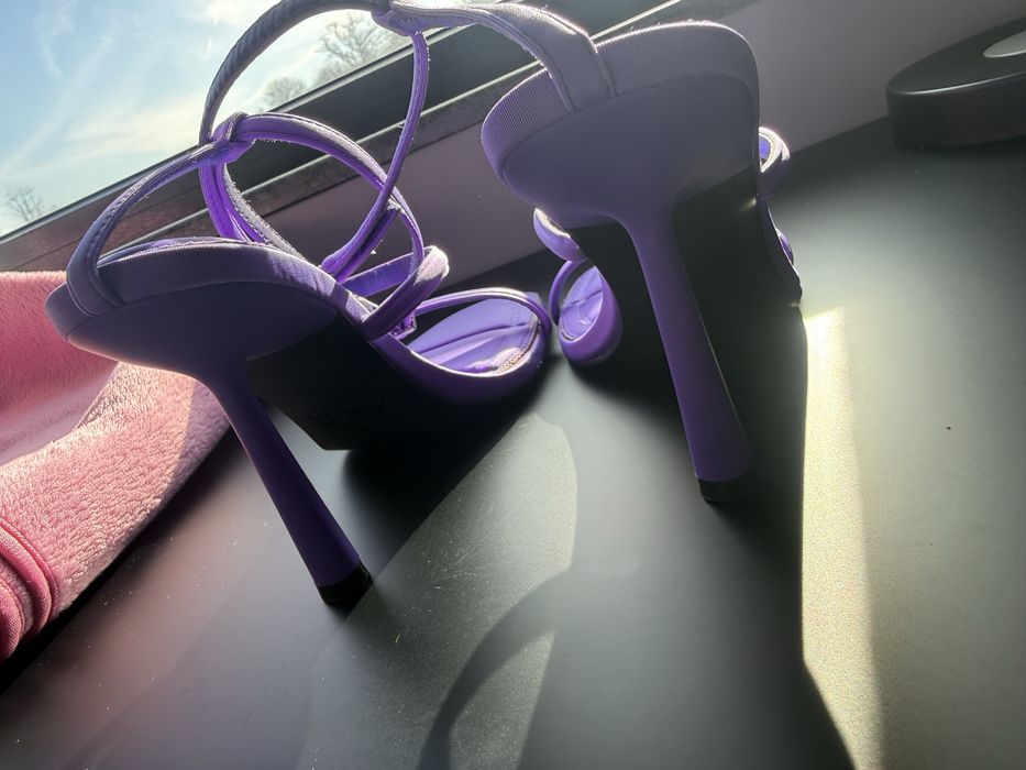 Нови дамски Сандали Zara