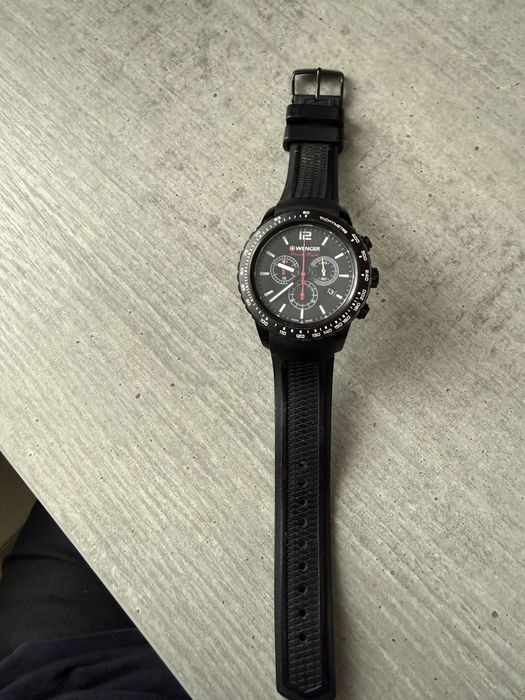 Vând ceas Wenger Roadster Black Night Chronograph — Swiss Made