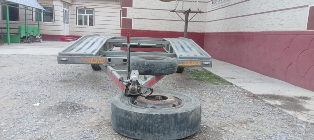 Прицеп KNOOT заводской