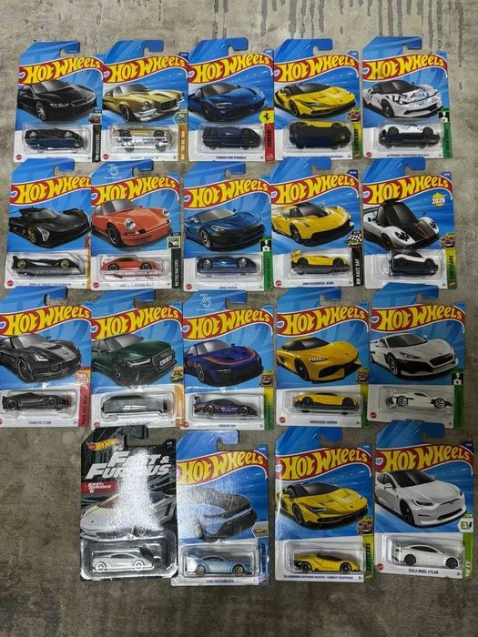 Машинки hotWheels