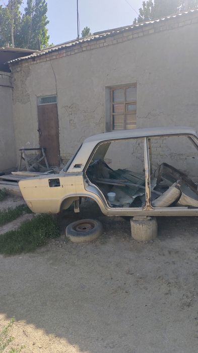 ВАЗ 2106 на запчасти