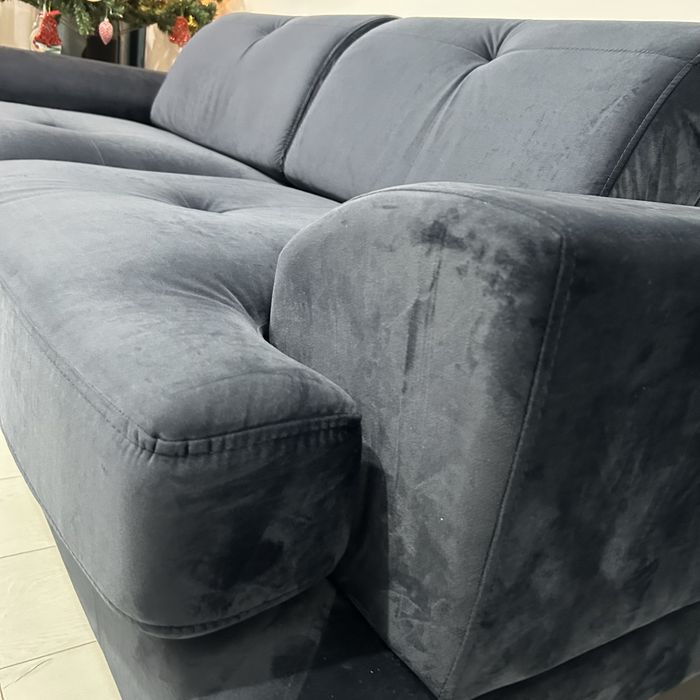 Canapele din catifea si fotoliu