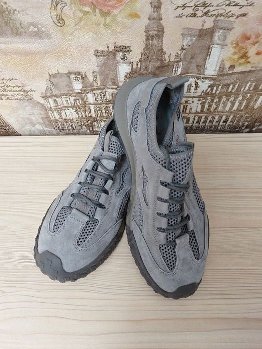 Кроссовки (спецовка)