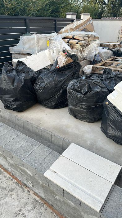 Car moloz și execut debarasari