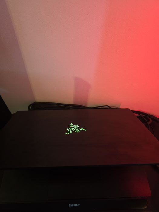 Gaming setup Laptop Razer Blade 15 vand urgent