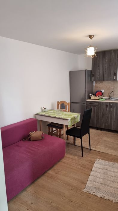 Garsoniera de inchiriat