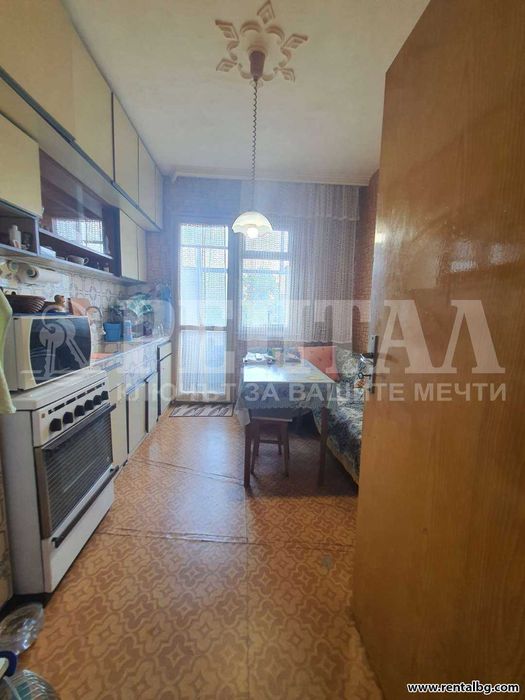 Продава се Тристаен апартамент в Пловдив, Кючук Париж - 87 кв.м за 1598 €/кв.м - Снимка #8