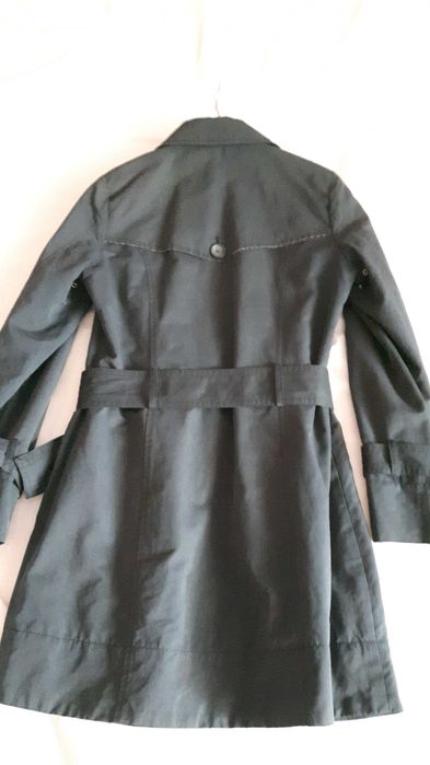 Класически тренчкот / шлифер в тъмно синьо