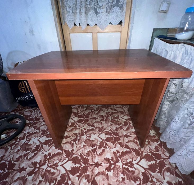 Кимга керак буса срочно