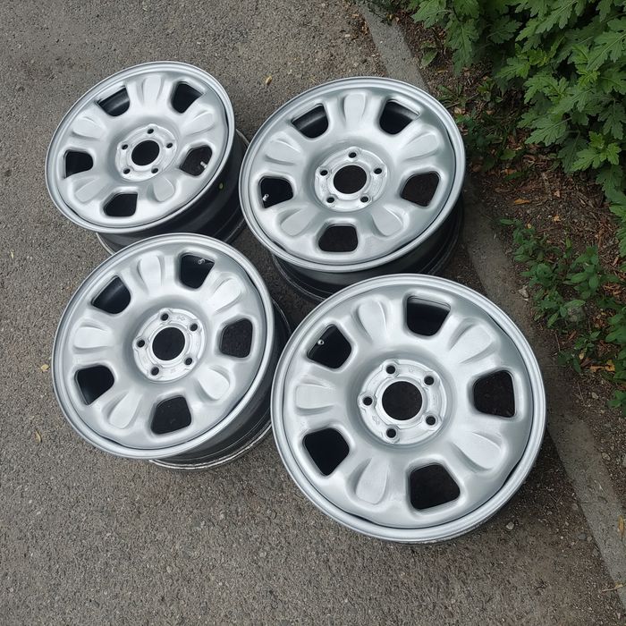 Штампованные диски R16