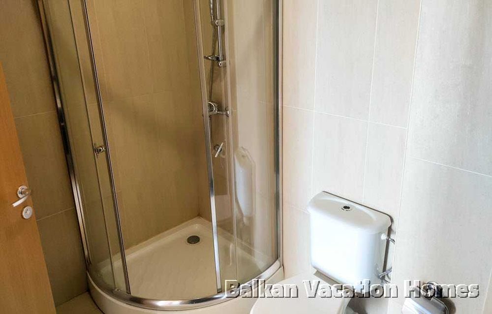 Продава се Тристаен апартамент в Балчик - 102 кв.м за 686 €/кв.м - Снимка #17