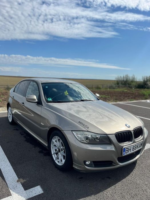 Bmw 320d. E90 facelift 2010