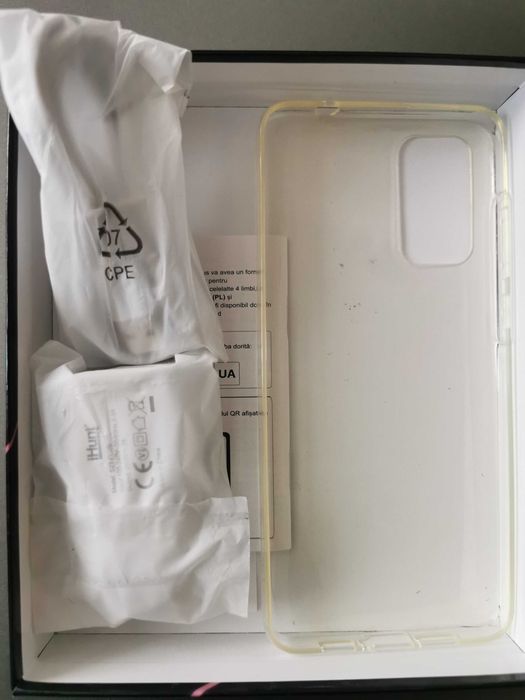 Vând telefon iHunt S23 Plus, dualSIM, Android 13, baterie 5000mAh, nou