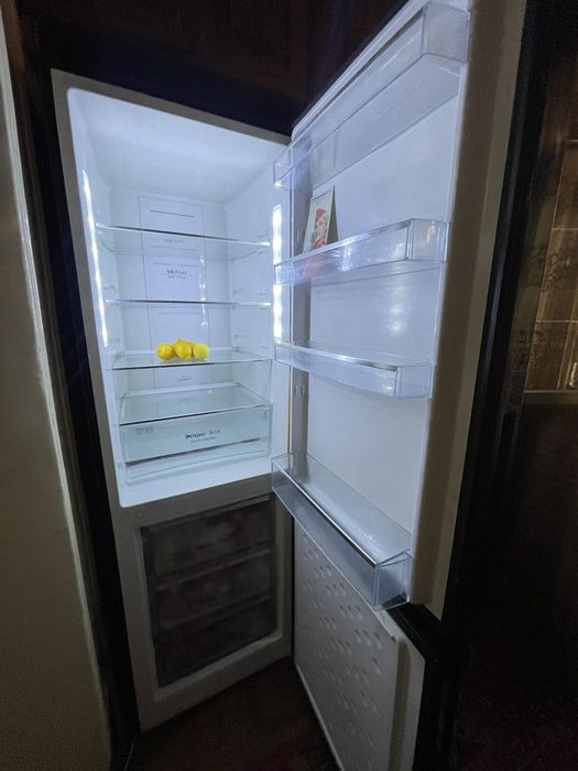 Продается холодильник