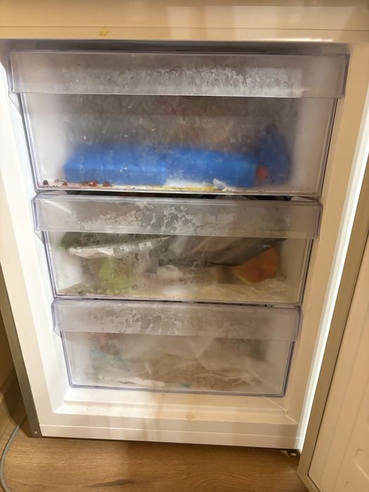 Combina frigorifica BEKO