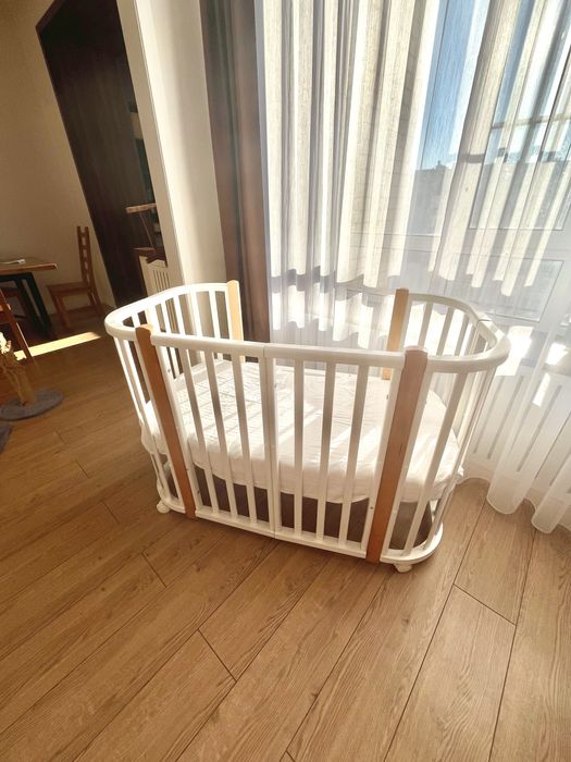 Кроватка трансформер с маятником