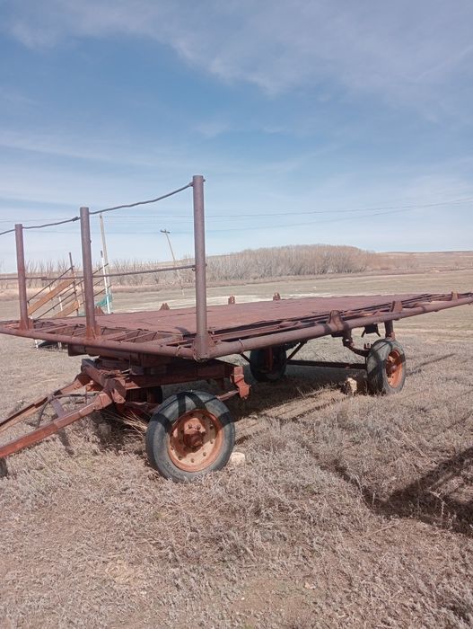 Продается трактор и прицеп