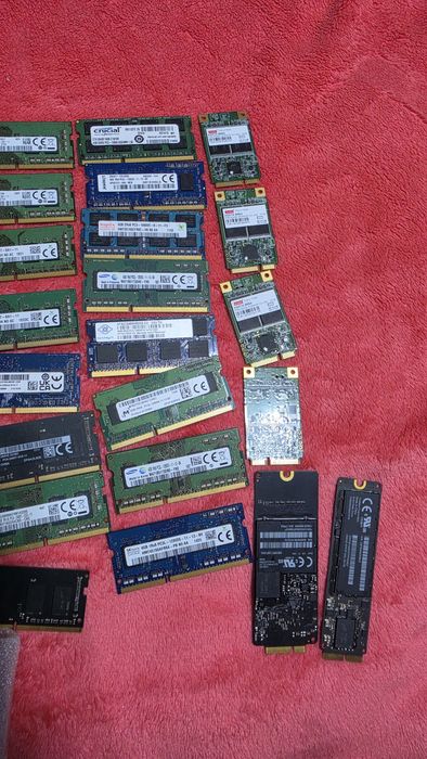 Piese Laptop/Pc Cpu,RAM,SSD