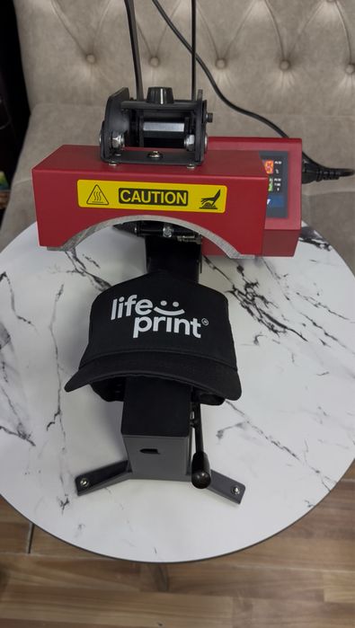 Печать на баннере и оракале "LifePrint" Наружная реклама