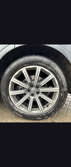 Jante originale Audi Q7 cu anvelope de vara 285 45 R20