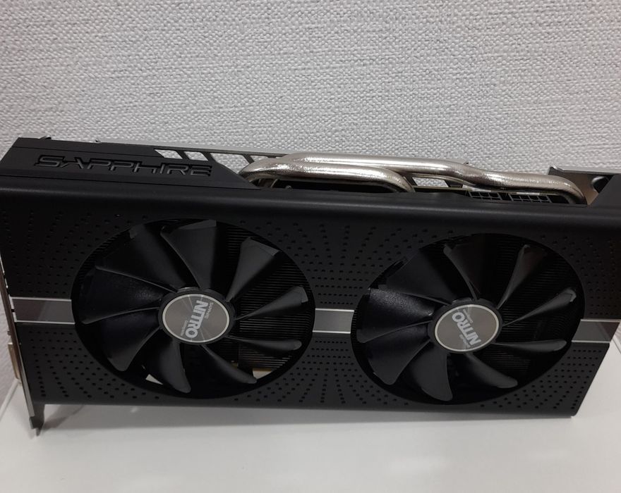 Продам видеокарту SAPPHIRE NITRO+ RX 570 8GB
