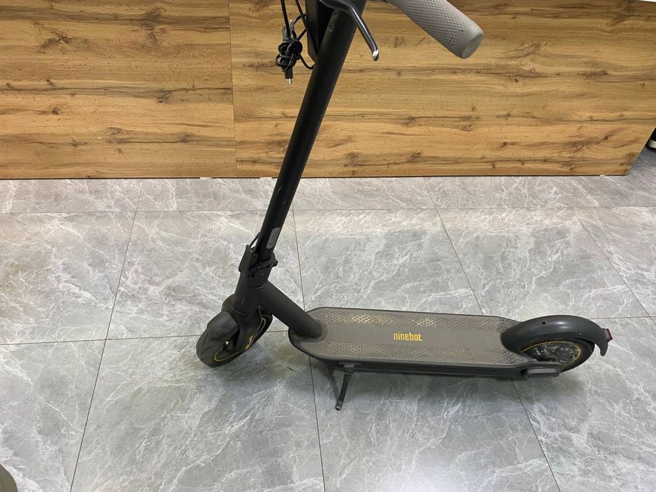 Самокат Ninebot G30/BariBarShop/рассрочка/red