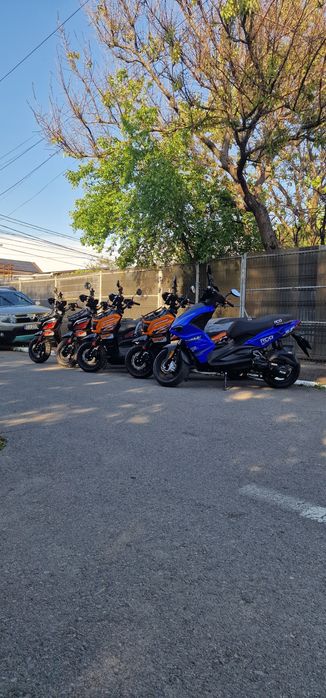 Inchiriez Scuter / Scooter Rent / Flota Glovo