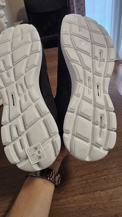 Adidasi dama Skechers Noi SUA