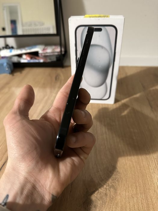 Продам Айфон 15