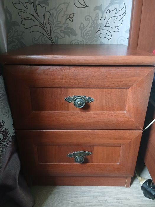 Кровать.комод.2 тумбы
