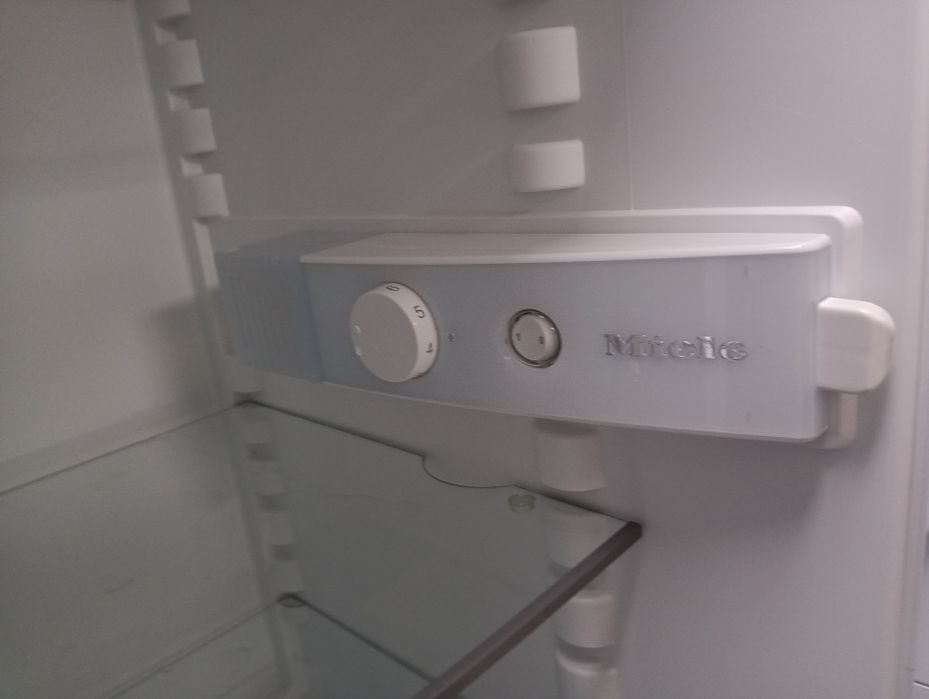 Комбиниран хладилник с фризер Миеле Miele с 2 години гаранция!