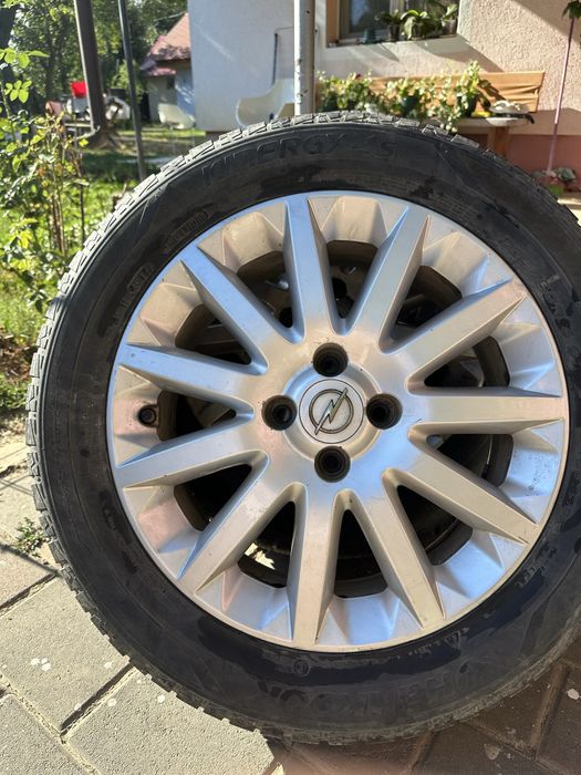 Jante aluminiu +anvelope  205/55 R16 opel
