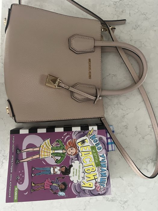 Чанта Michael kors